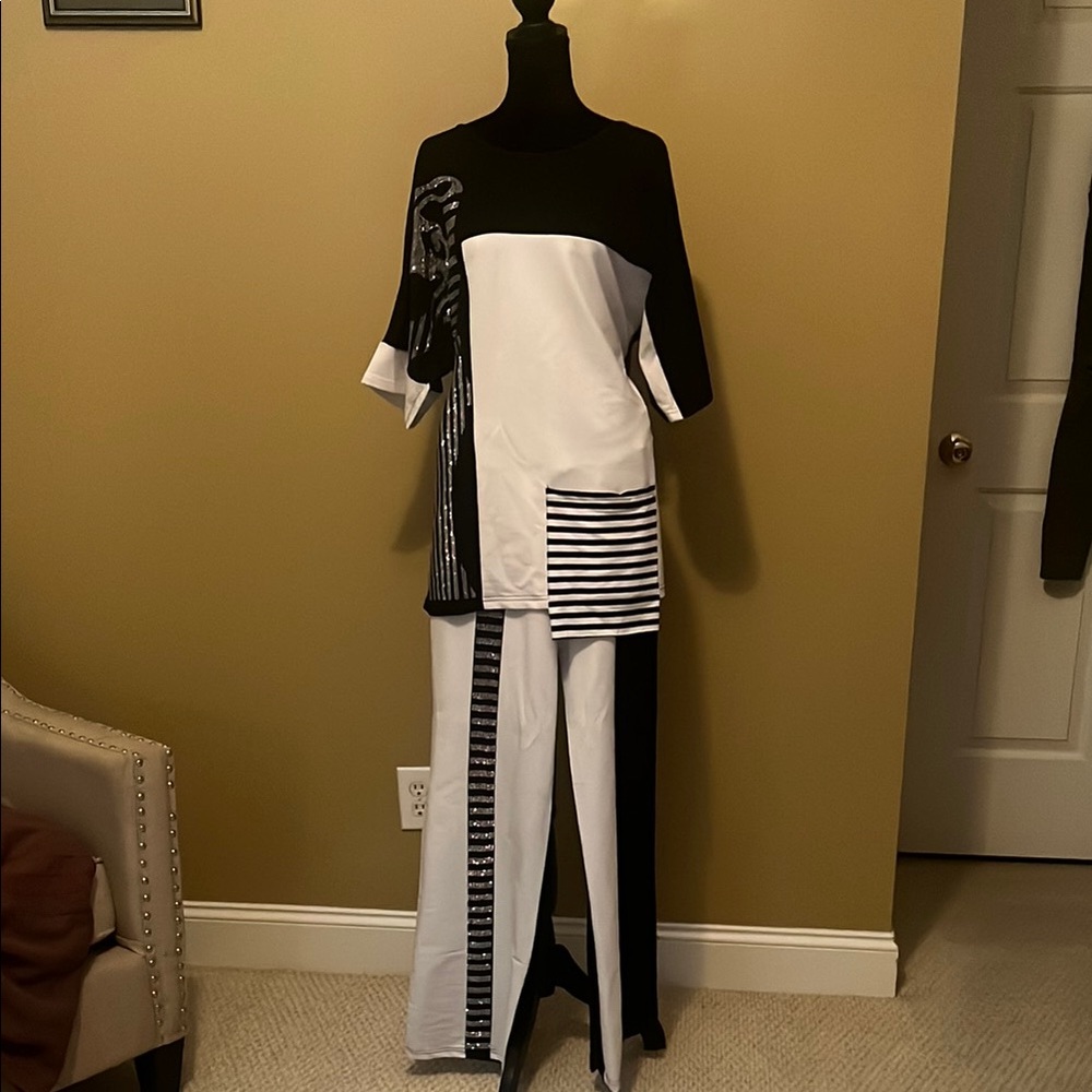 Secam Moda Evi Black Garment